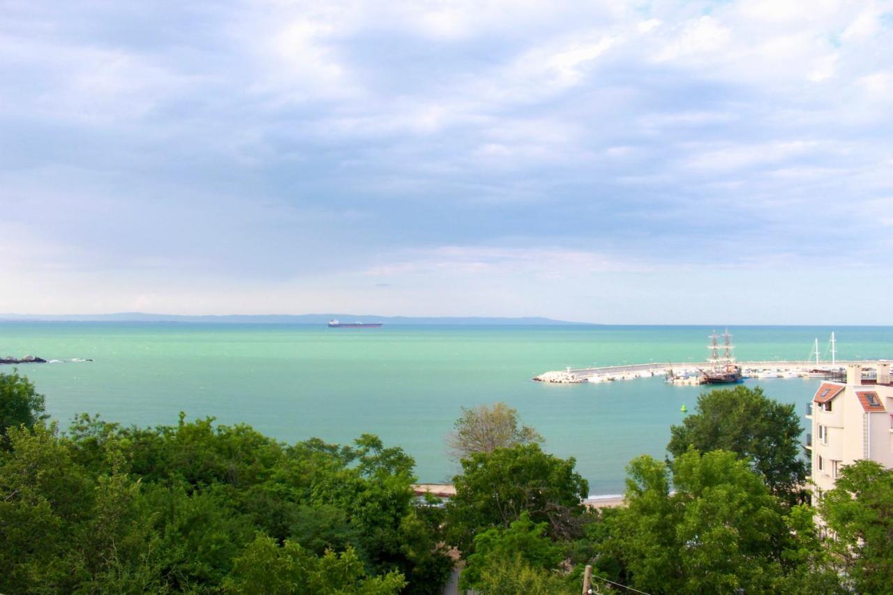 فندق Sunset Art Beach Front تشيرنوموريتس المظهر الخارجي الصورة